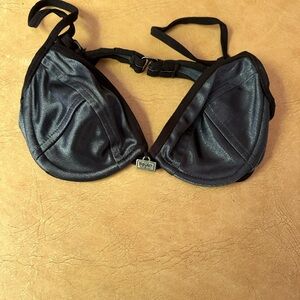 Super cute Mossimo bikini top. Size XS